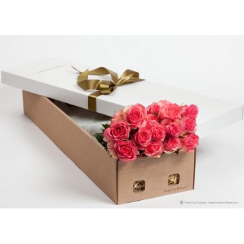 Розы в подарочной коробке 
