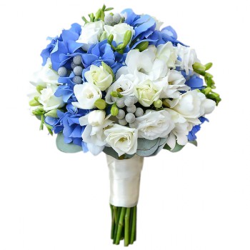 Букет невесты с гортензией